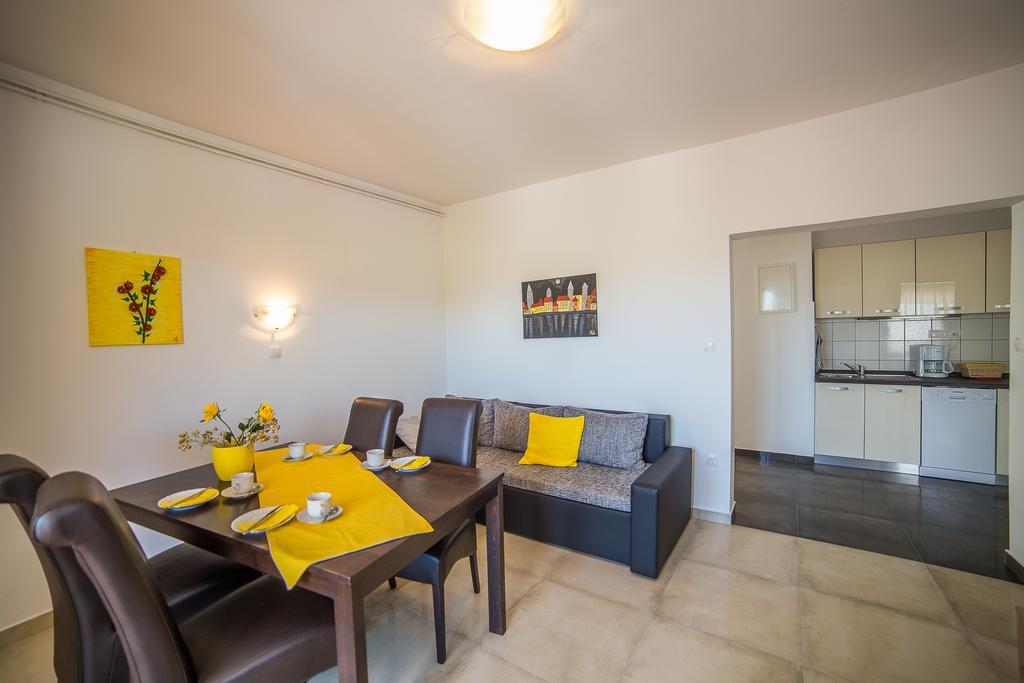 Juric Apartments-Rab Palit Exterior foto